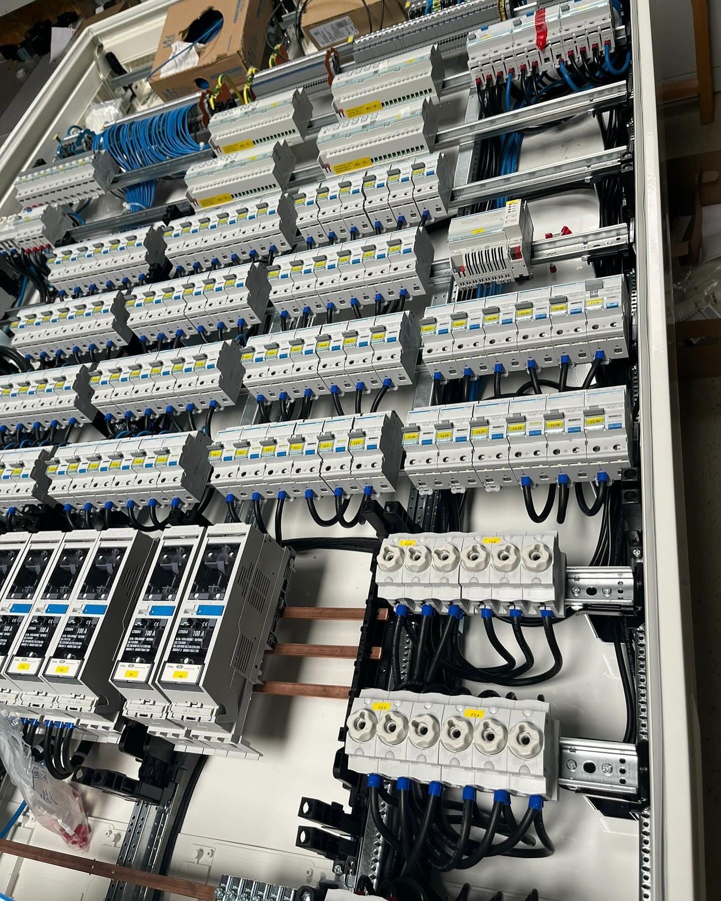 Fachgerecht installierte Elektroverteilung von Elektrotechnik Michael Schulz